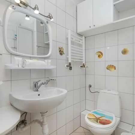 Apartment Bielik With Balcony By The Sea By Renters Misdroy