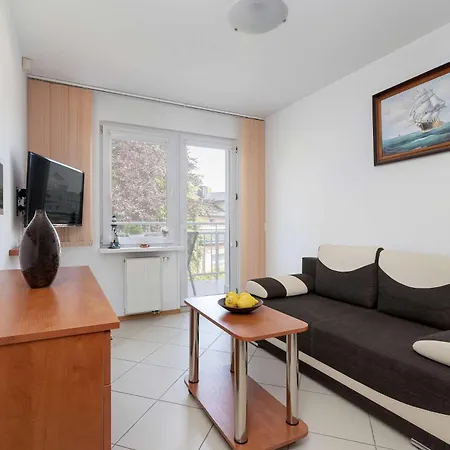 Apartment Bielik With Balcony By The Sea By Renters Misdroy