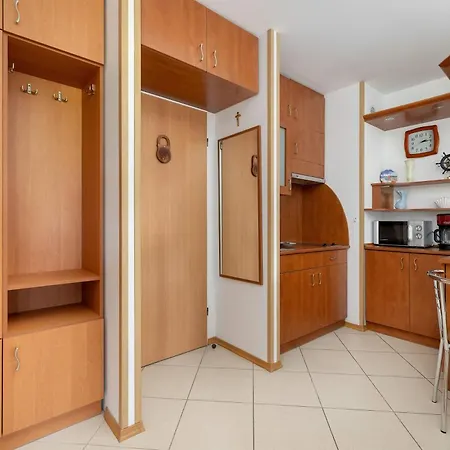 Bielik With Balcony By The Sea By Renters Apartment *