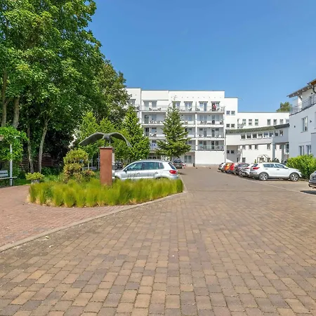 Bielik With Balcony By The Sea By Renters Misdroy