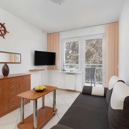 Apartment Bielik With Balcony By The Sea By Renters *